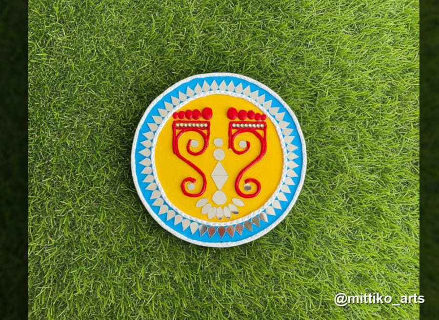 Lakshmi Charan Wall Plate – Yellow Centre with Sky-Blue Border