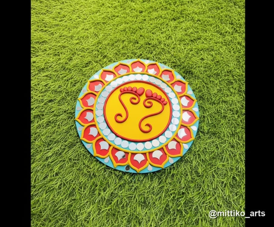 Lakshmi Charan Mandala Wall Plate – Red Lotus Border with Hindi Script