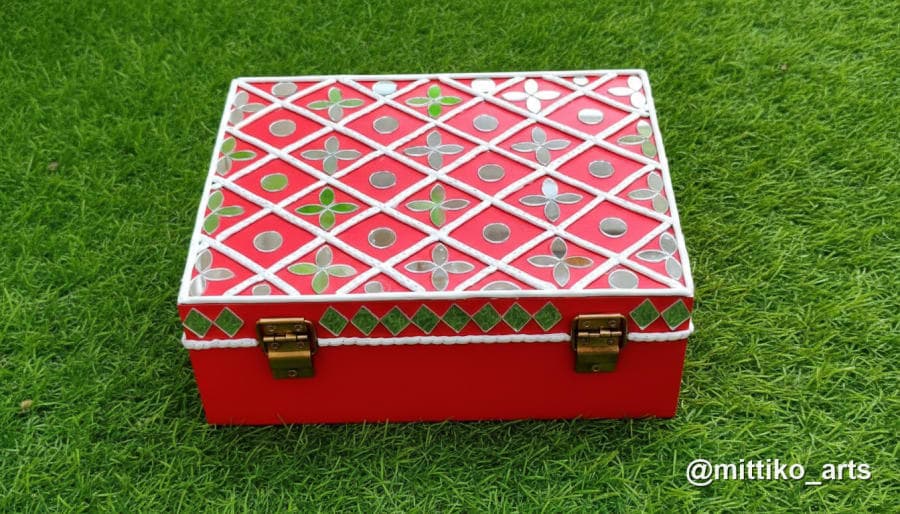 Red Lippan Lattice Jewellery Box – Mirror Flower & Circle Mosaic