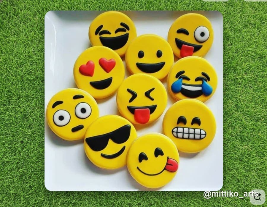 Smiley Emoji Fridge Magnet Set of 6 – Hand-Painted Clay