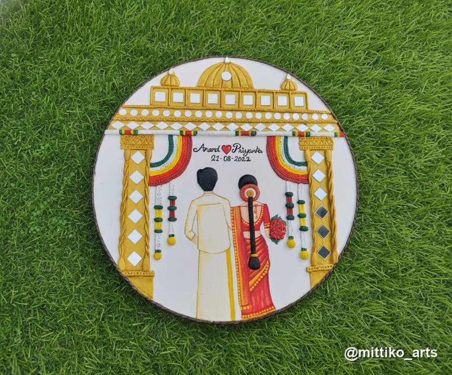 Palace-Theme South Indian Wedding Frame – Gold Mandap