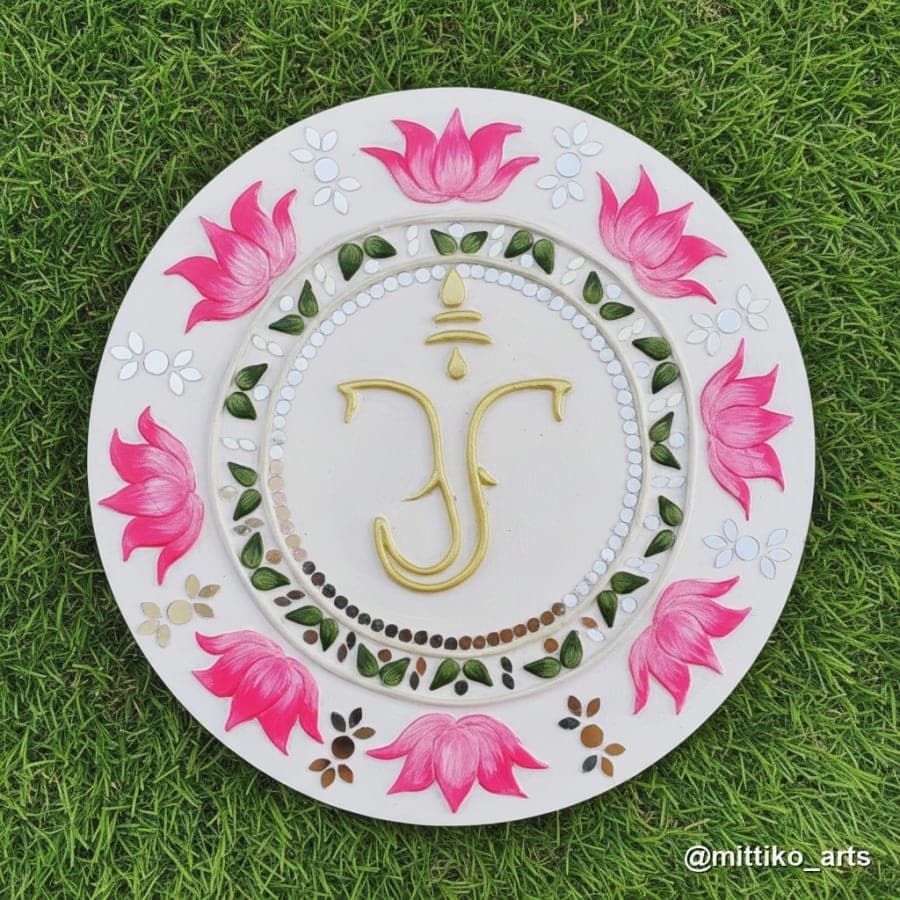 Shri Ganesha Lotus Wall Plate – Ivory with Pink Lotuses